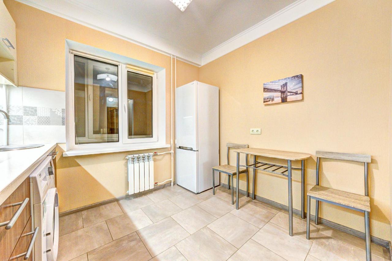 Apartments Near Ocean Plaza Druzhby Narodov Boulevard 8A Kyiv Exterior photo